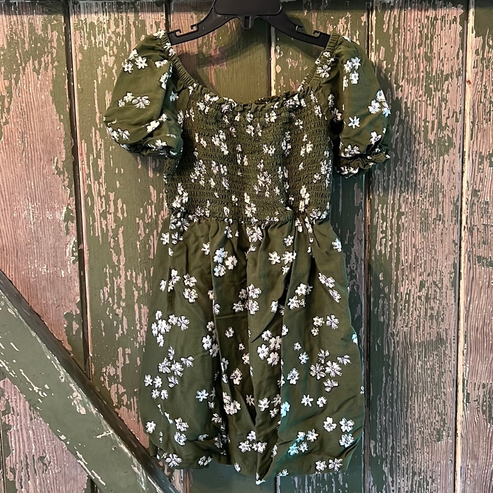 Girls Green and cream floral dress